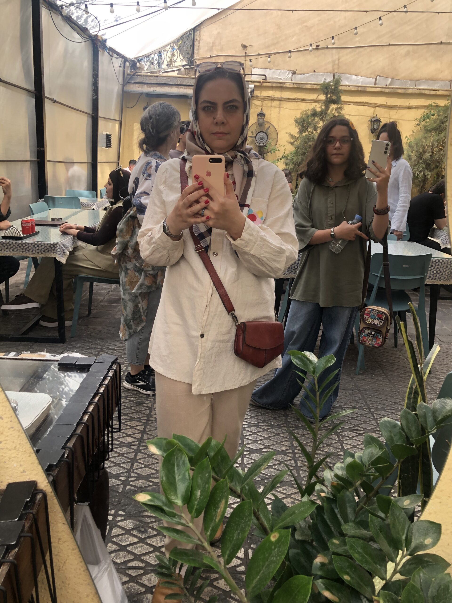 من